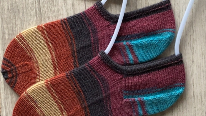 Вязаные следочки